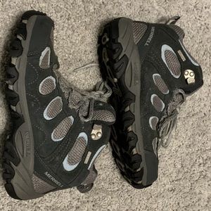 Merrell Castle Rock Wild Dove WaterProof Mid Hiking Boots Womens Sz 7 J131149C.